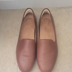 Vionic Classic Tan Loafers
